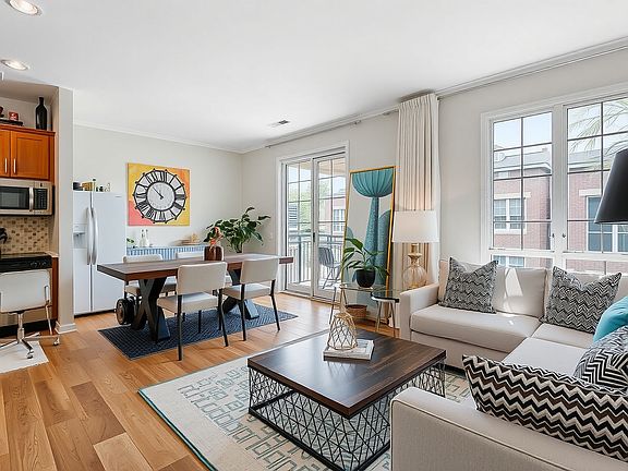 4th image of 562 Court St APT 4A