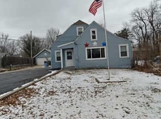 616 Daisyfield Rd, Rockford, IL 61102