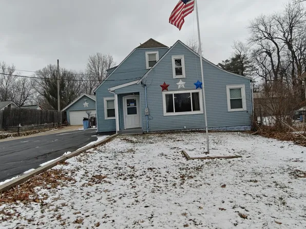 616 Daisyfield Rd, Rockford, IL 61102