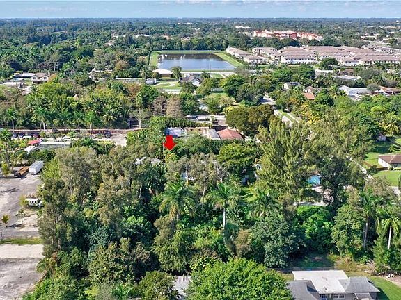 5th image of 4800 SW 55 Terrace
