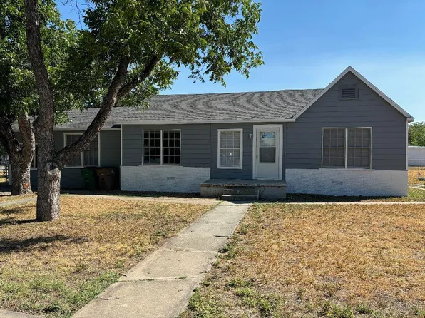 214 Lipan Dr, San Angelo, TX 76903