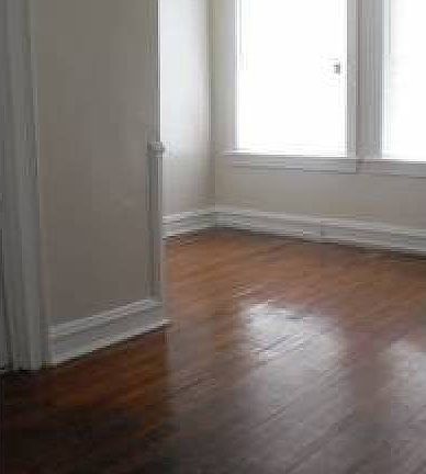 4th image of 808 N Boulevard APT 1
