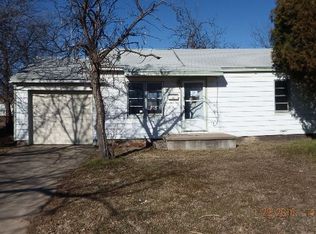 1711 NW Lindy Ave, Lawton, OK 73507
