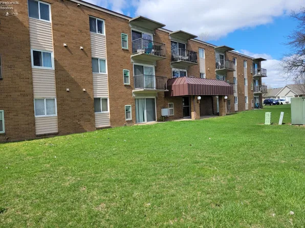 1315 S Lake Wilmer Dr APT 302, Sandusky, OH 44870