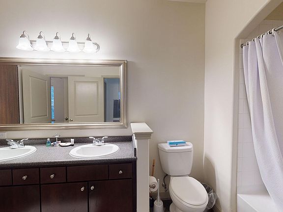 5th image of 410 Foxboro Blvd #3105