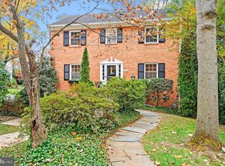 3404 Kent St, Kensington, MD 20895