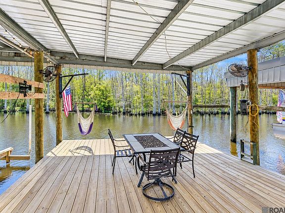 3rd image of 23328 Chene Blanc Ln