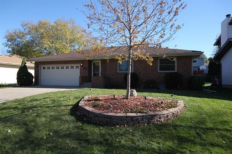 1st image of 5540 Milkweed Cir