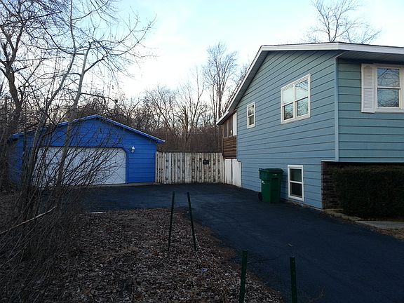 3rd image of 20484 W Isola Ave
