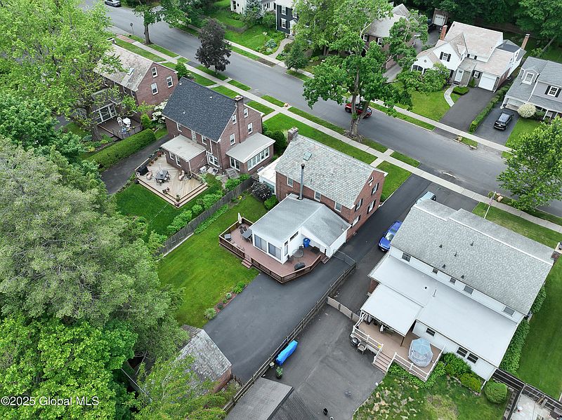 5th image of 101 Euclid Avenue