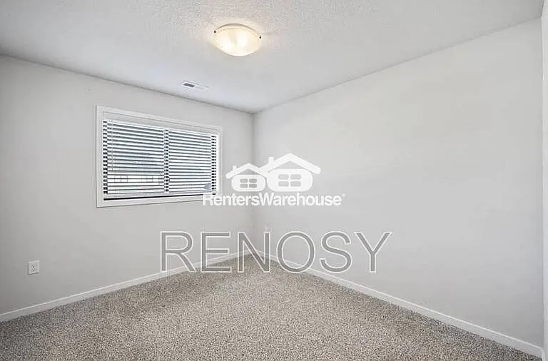 3622 NE Kara Ln — Photo 14