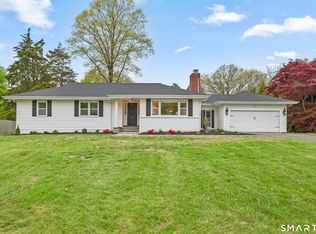 28 Kingston Road, Trumbull, CT 06611