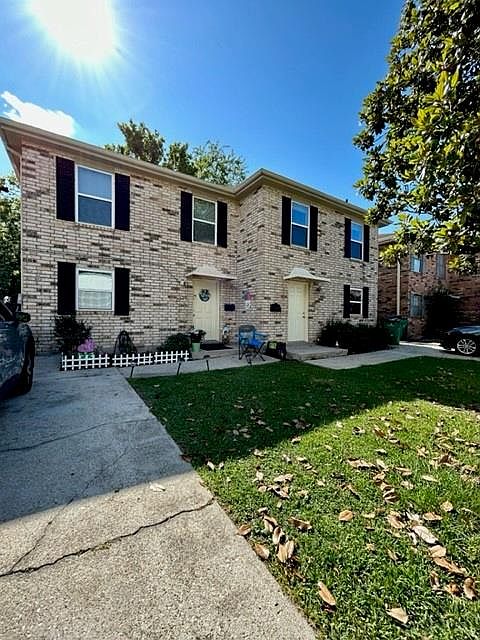 1st image of 2520-22 Caswell Ln