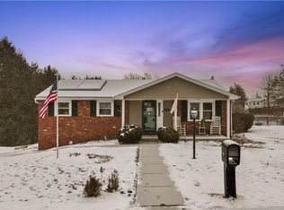 4304 Paradise Dr, Gibsonia, PA
