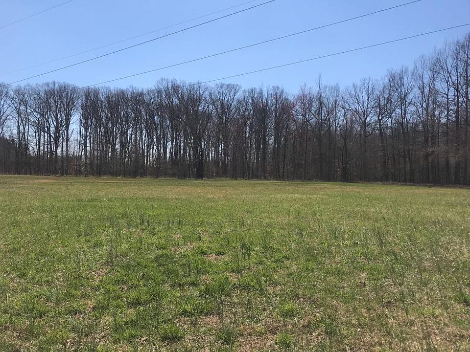 1st image of 10 Green Meadow Dr