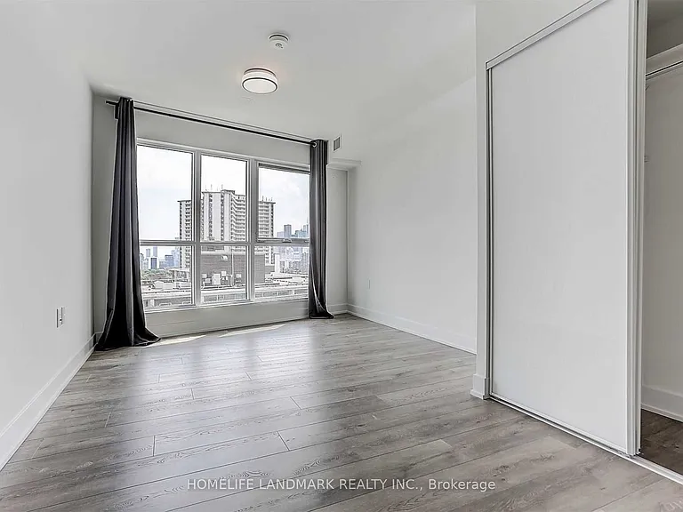 585 Bloor St E #1618 — Photo 14