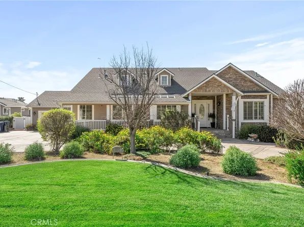 31027 E Sunset Dr N, Redlands, CA 92373