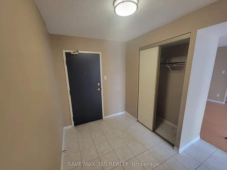 330 McCowan Rd #1405 — Photo 2