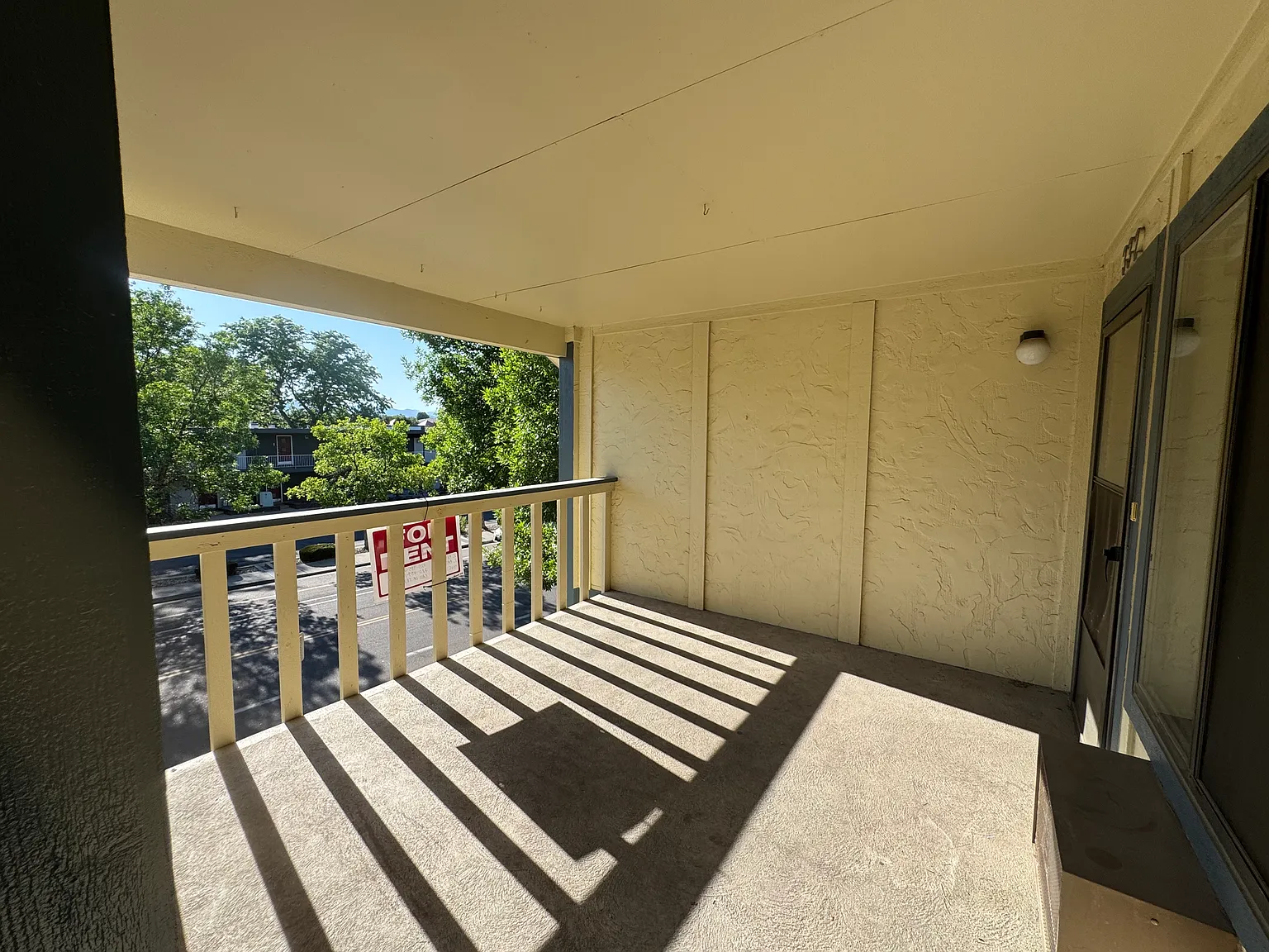 2 bed, 864 sqft, $1,500 — Photo 4
