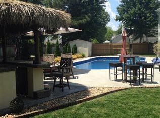 1805 Rose Petal Ct, Virginia Beach, VA 23453