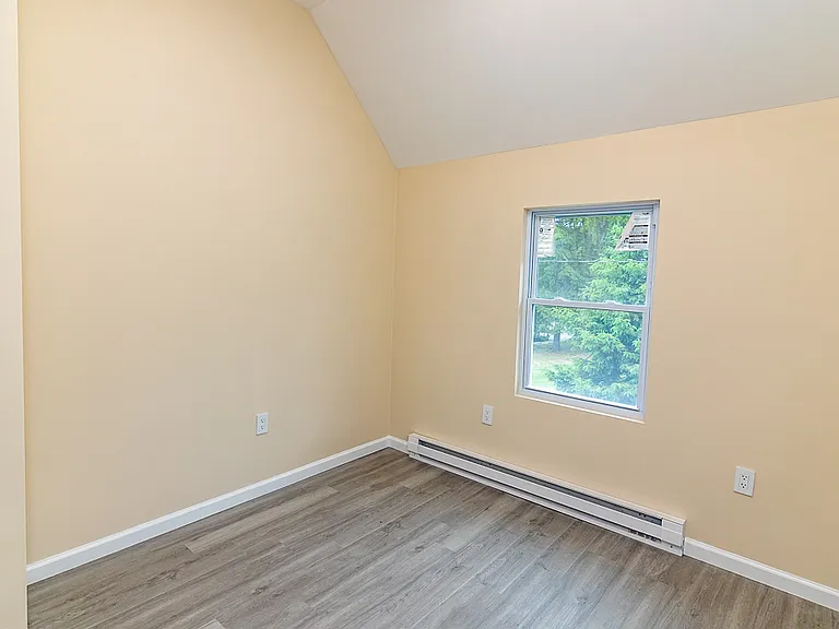 174 Sand Spring Rd — Photo 22
