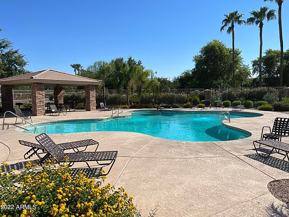 2nd image of 1334 S Sabino Dr