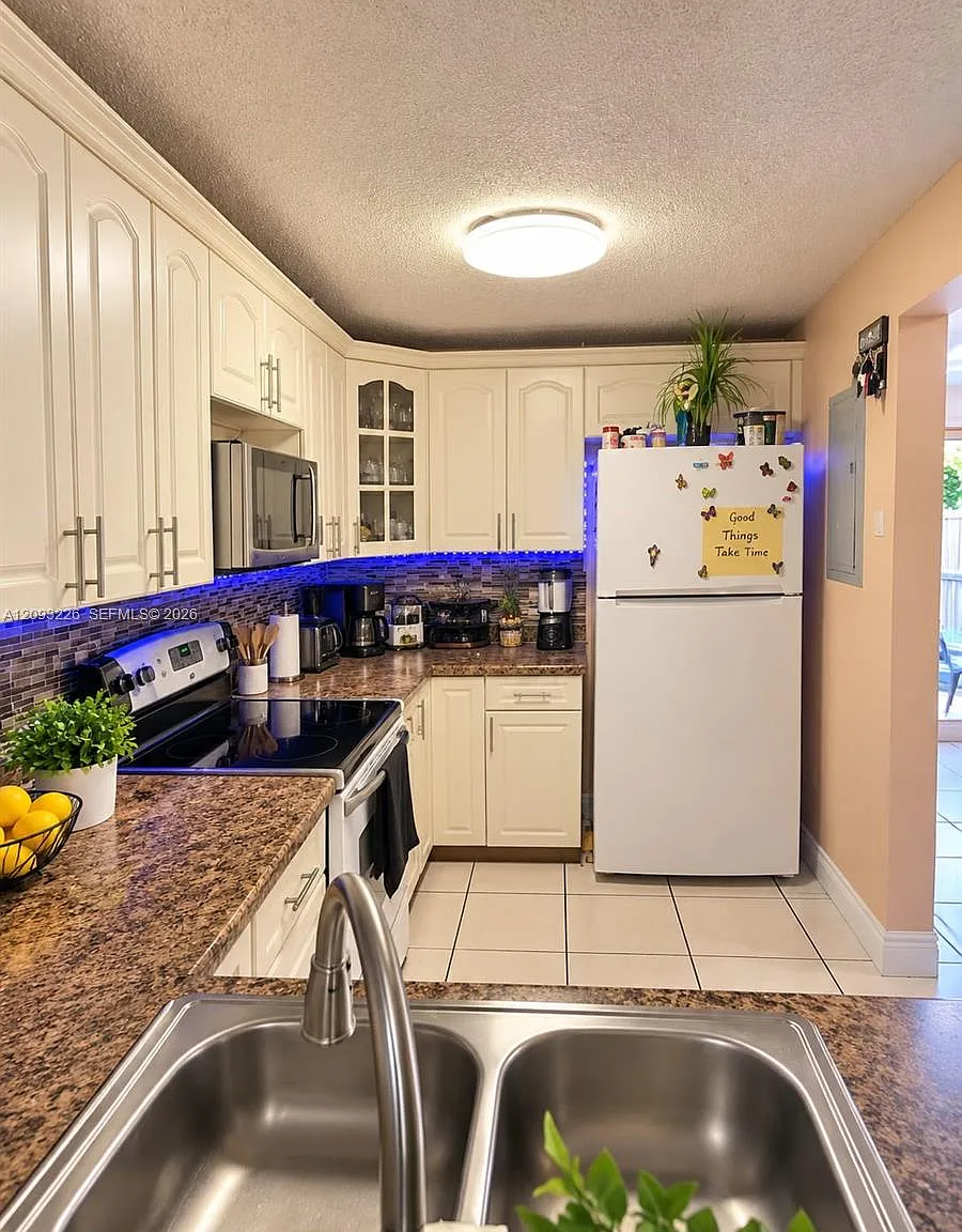 Mango Hill Condo No 3 — Photo 4