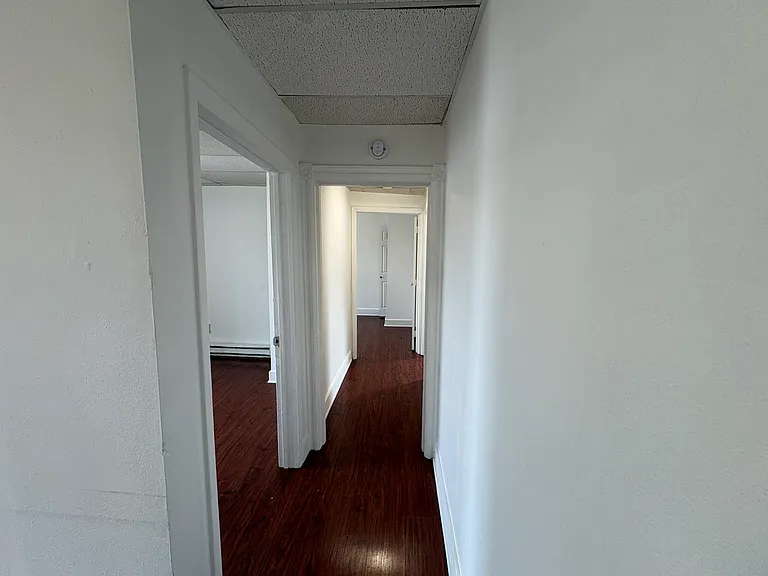 32 N 3rd Ave — Photo 25