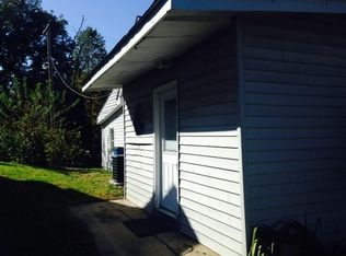 315 N Walker St, Cobden, IL 62920