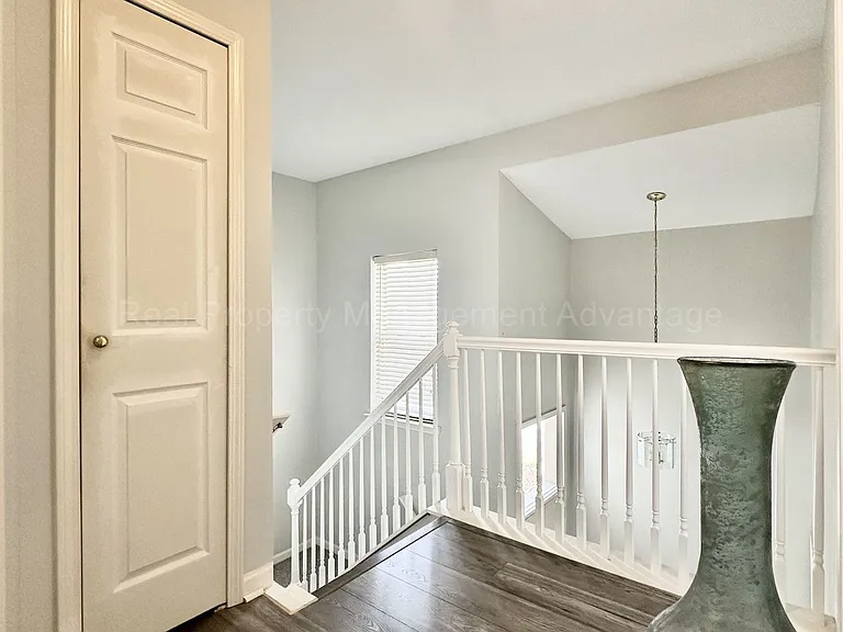 10111 Austrian Way — Photo 14