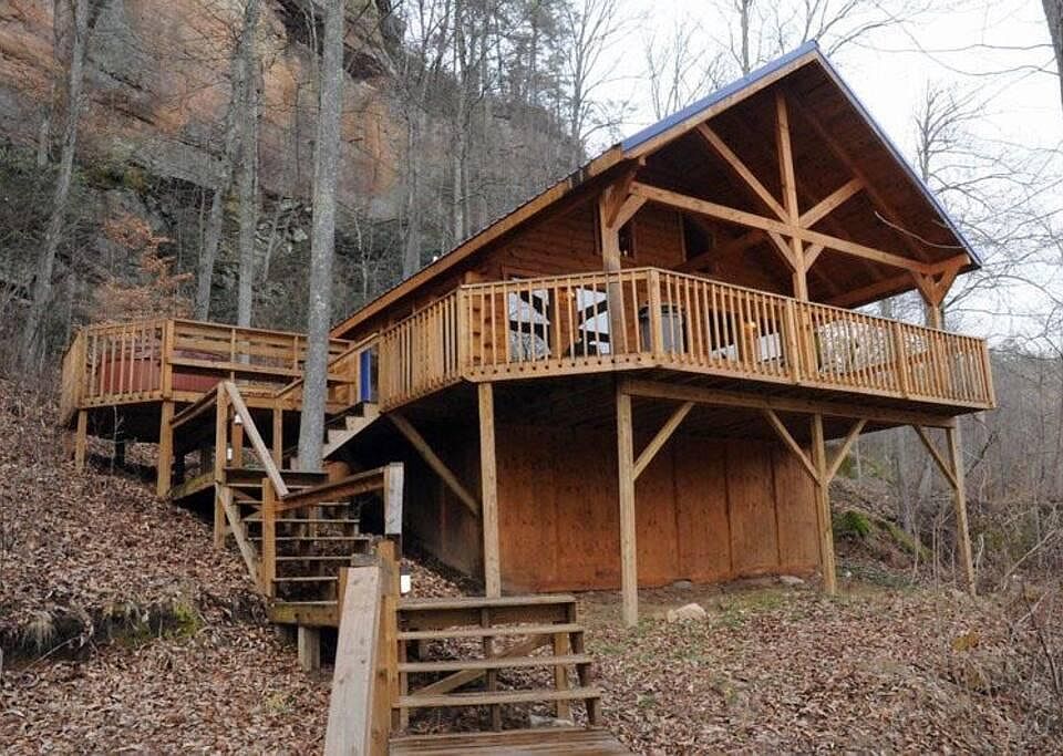 1st image of 127 Getaways Rd