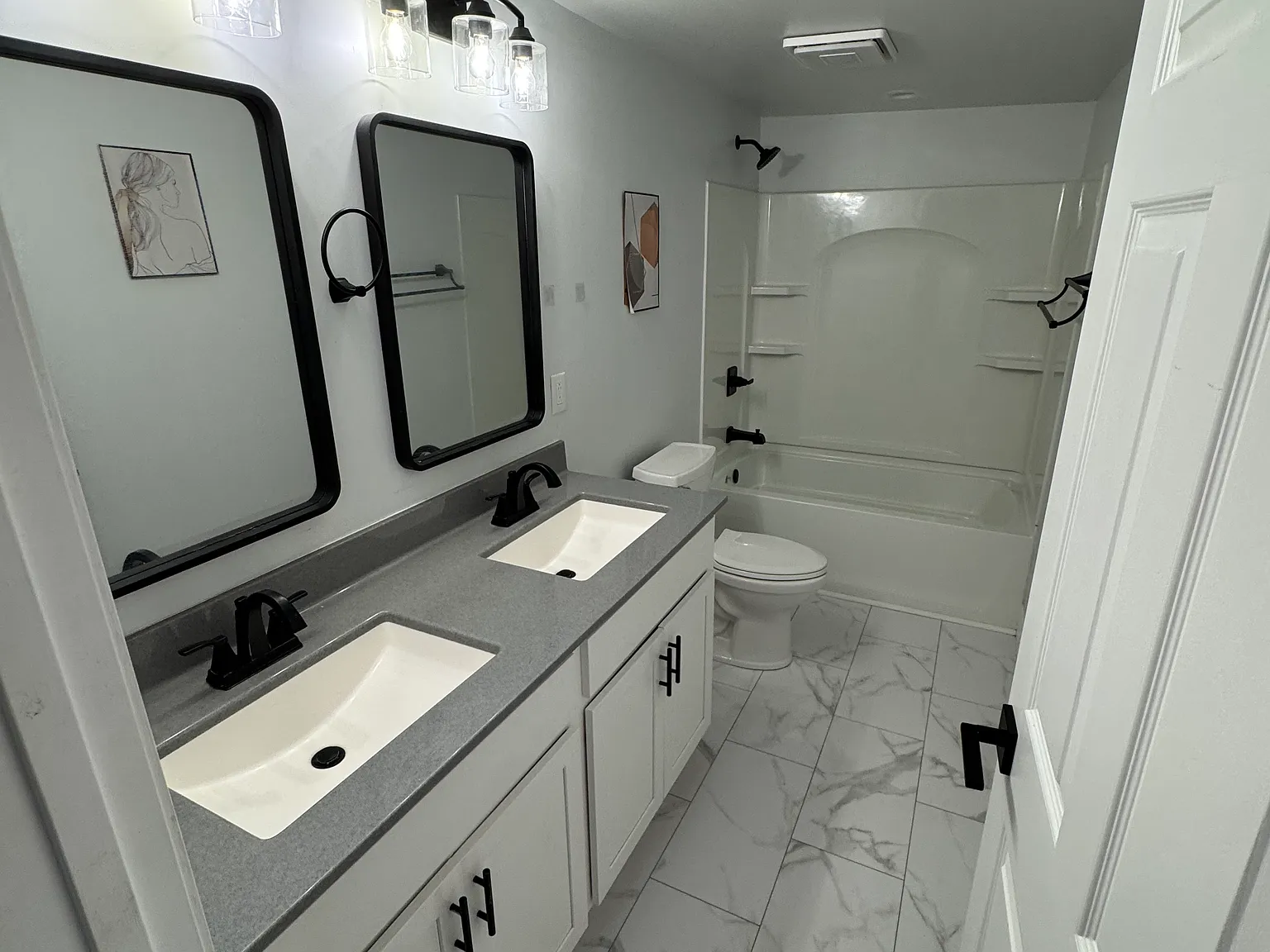 3 bed, 2300 sqft, $1,750 — Photo 3