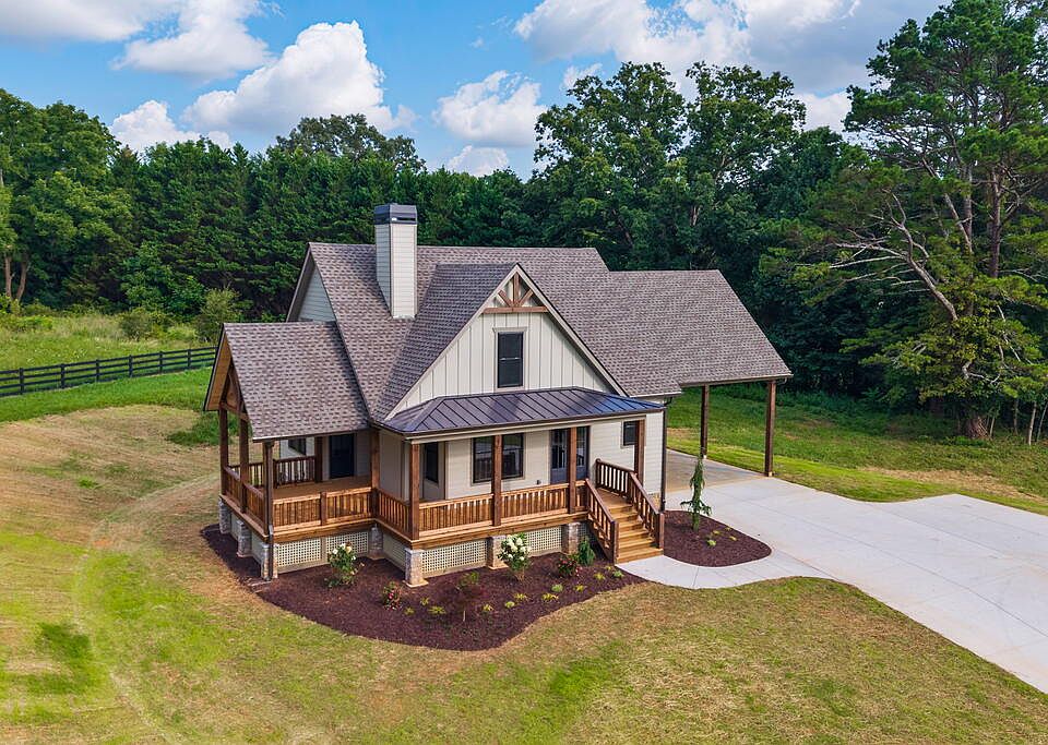 1st image of 63 Redridge Rd