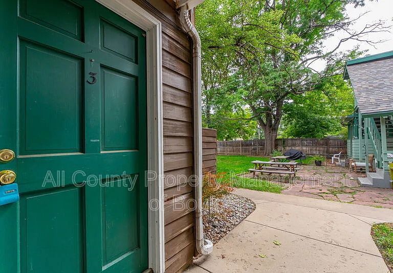 1817 Grove St #3 — Photo 19