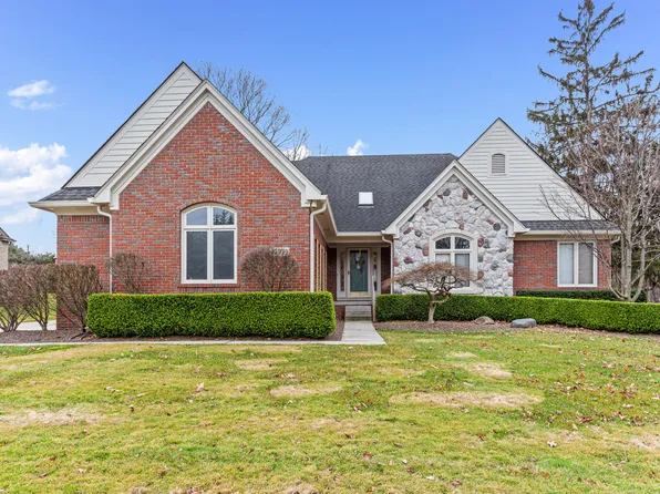 42929 Ashbury Dr, Novi, MI 48375