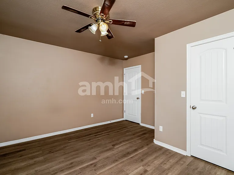 11078 N 114th East Ave — Photo 14