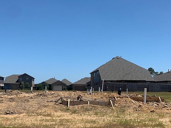 2nd image of 21516 Holbrook Dr