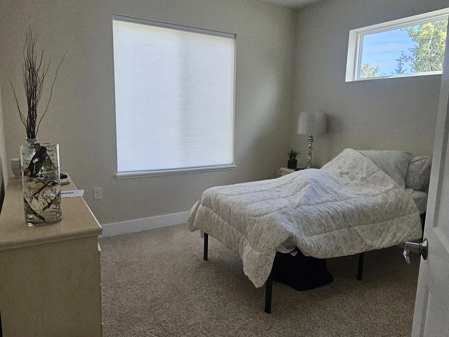 2 bed, 1250 sqft, $1,350 — Photo 1