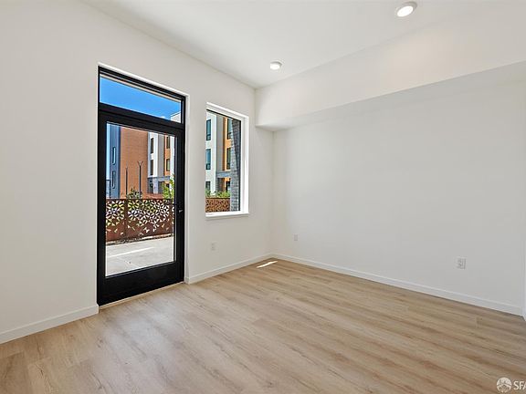 4th image of 52 Kirkwood Ave #219