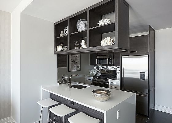 3rd image of 555 10th Ave APT 30A
