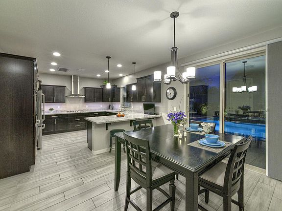 4th image of 4641 E Daley Ln