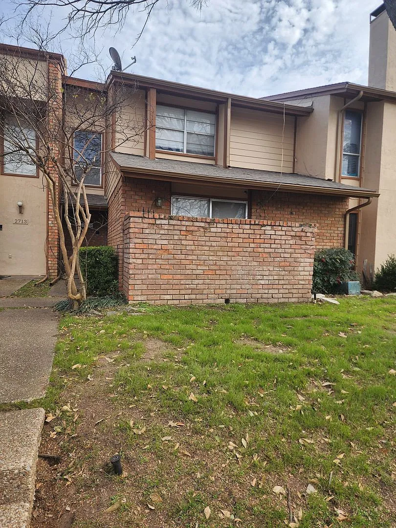 Building Photo - 2715 Westgate Dr
