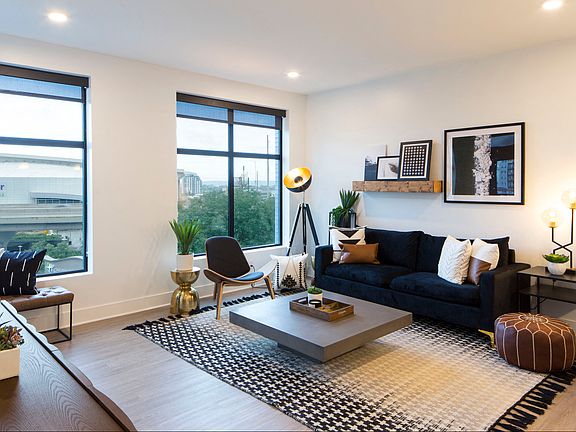 4th image of 909 Capitol Ave APT 502