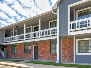 2205 W 26th St, Lawrence, KS 66047