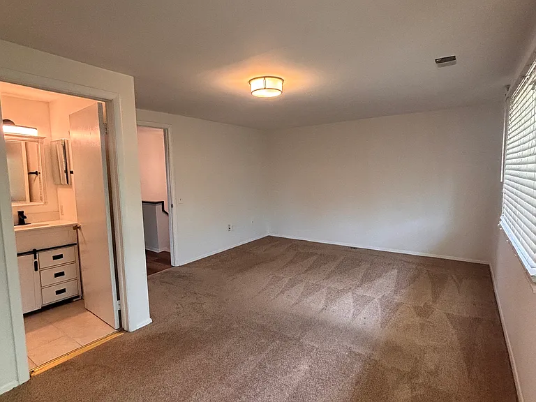 18529 Eagles Roost Dr — Photo 49