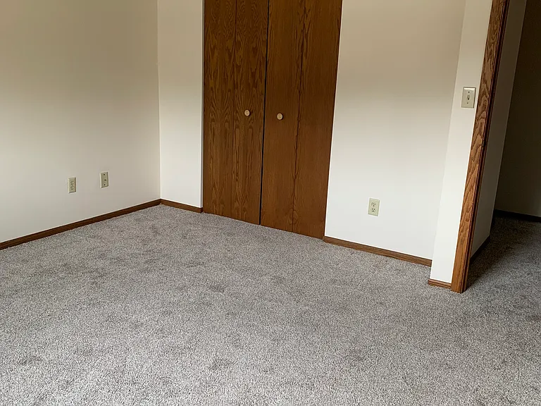 2915 S 17th St #102 — Photo 5