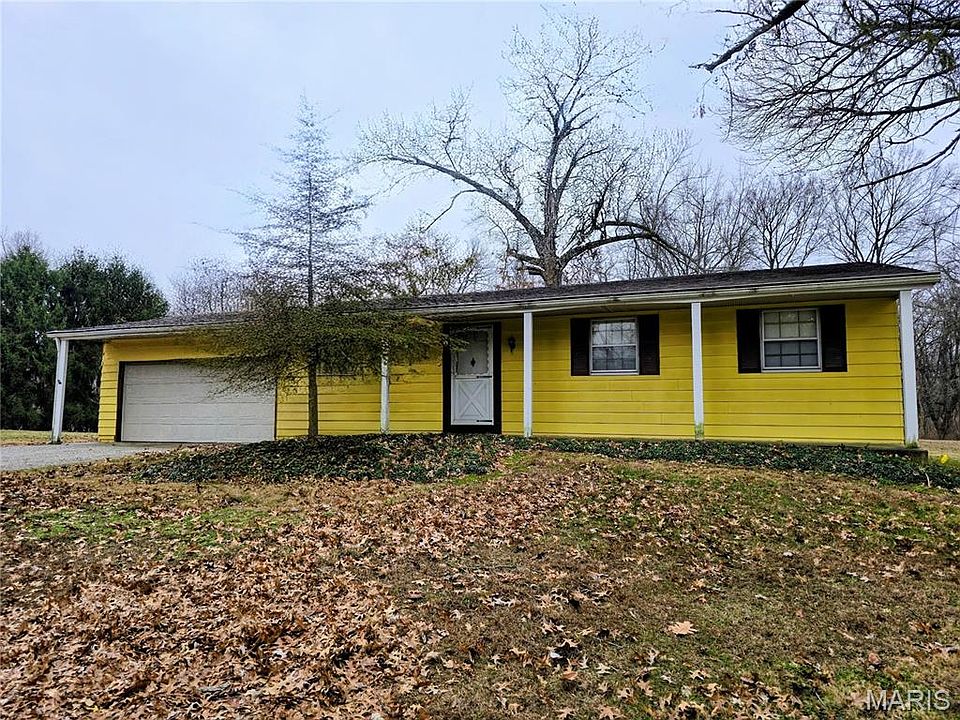 1st image of 311 Bauer Ln