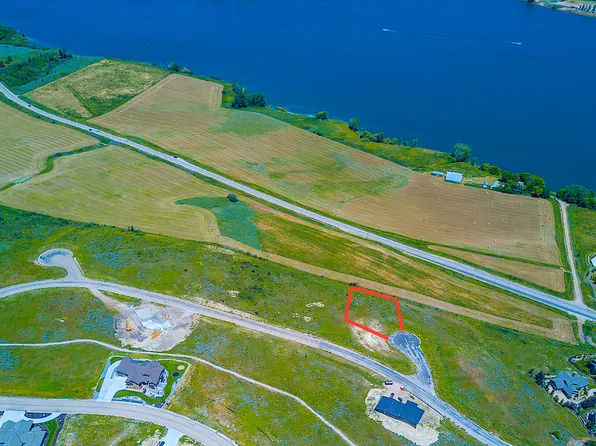 931 S Eagle Point St, Huntsville, UT 84317