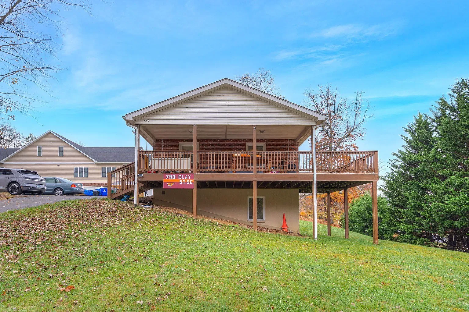 4 bed, 1824 sqft, $3,400 — Photo 1