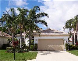 2nd image of 10115 Lexington Cir N